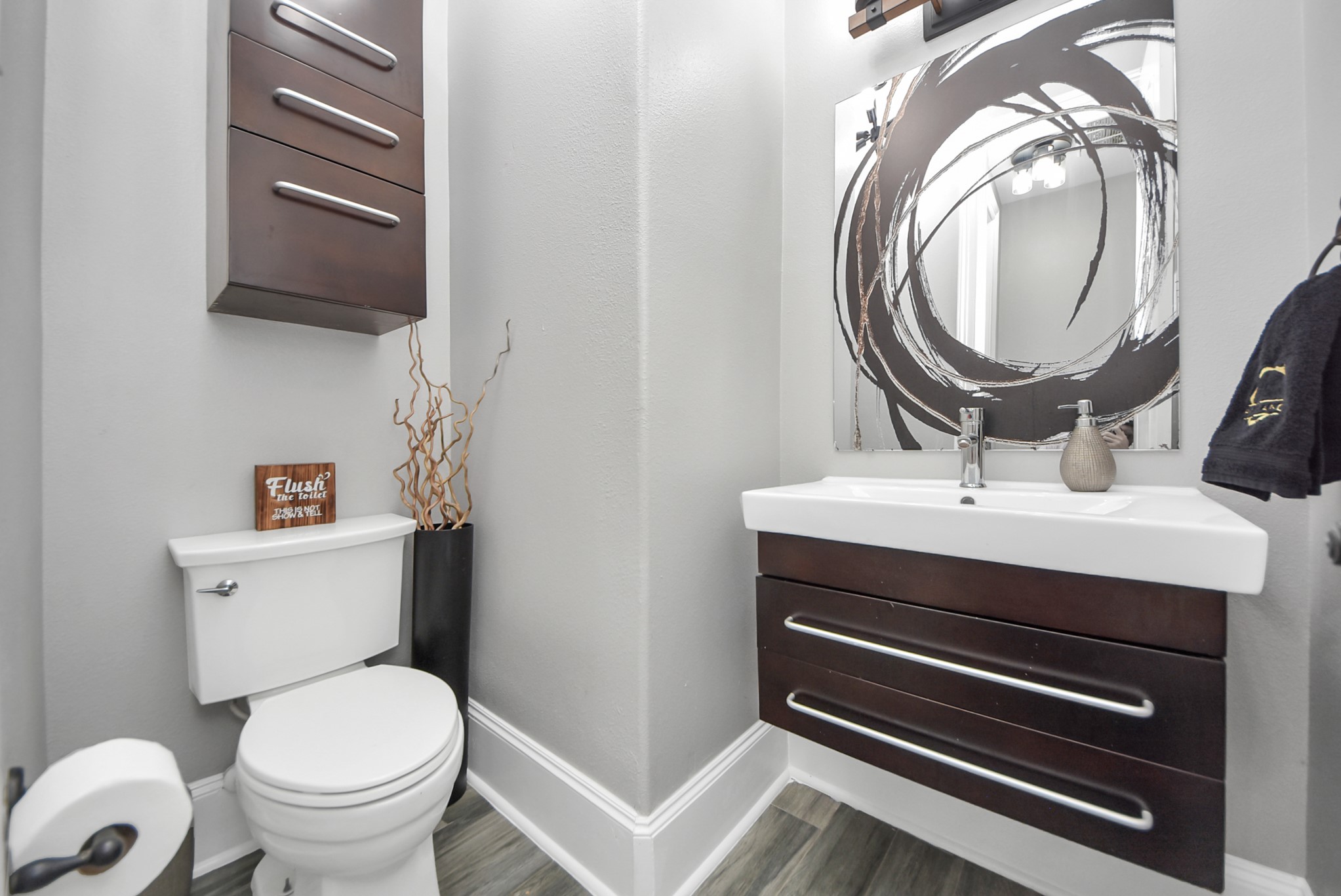 28115 Kudzu Drive Spring, TX 77386 - Photo 23 of 39 a bathroom with a sink a mirror and a toilet