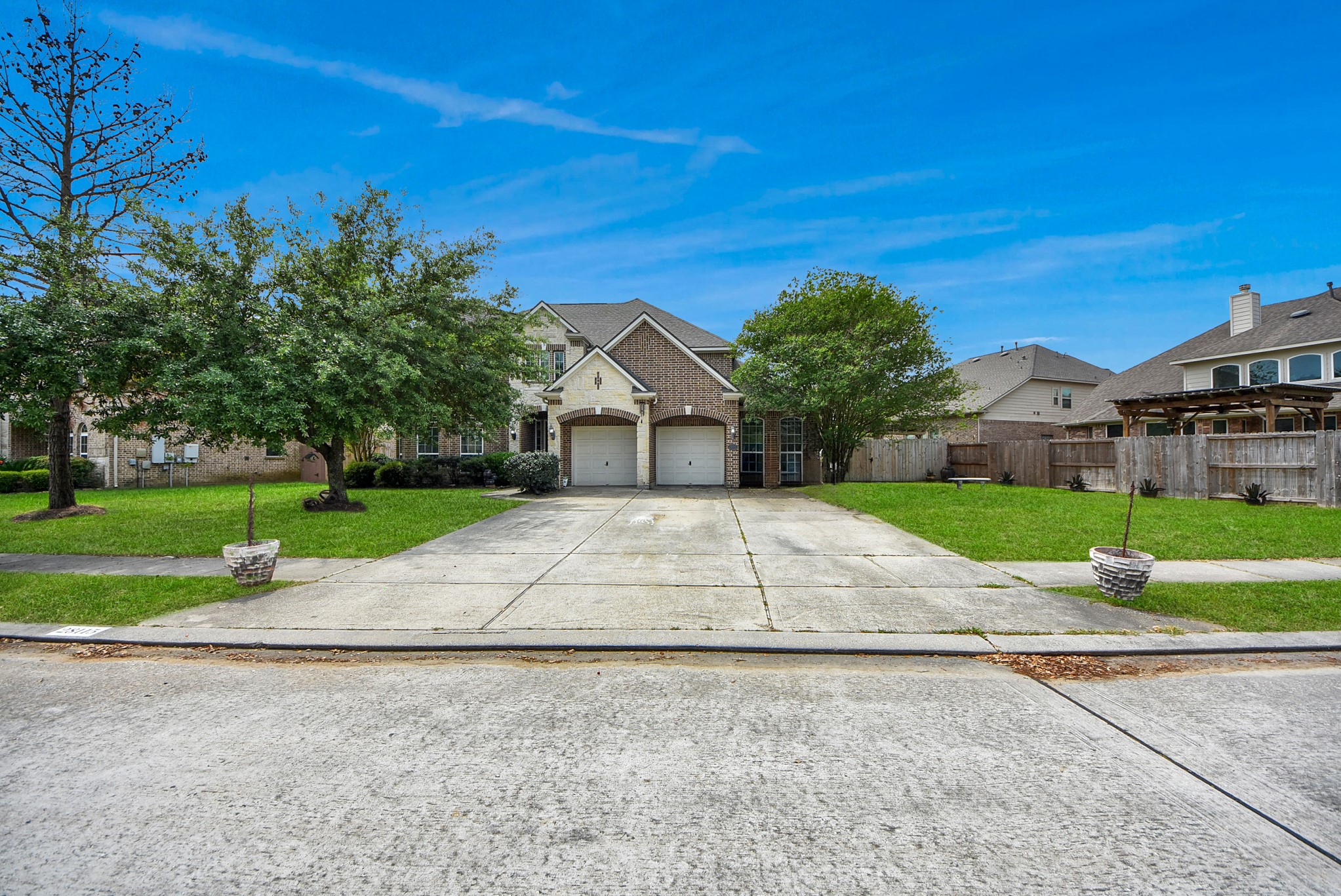 28115 Kudzu Drive Spring, TX 77386 - Photo 3 of 39 a house with yard in front of it
