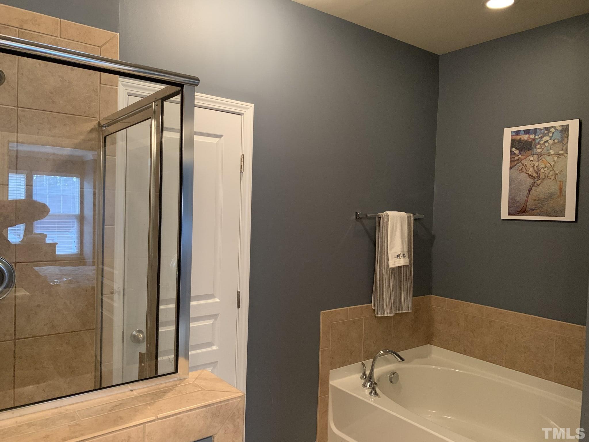 4625 Springerly Lane Raleigh, NC 27612 - Photo 21 of 30 Gallery Image 21