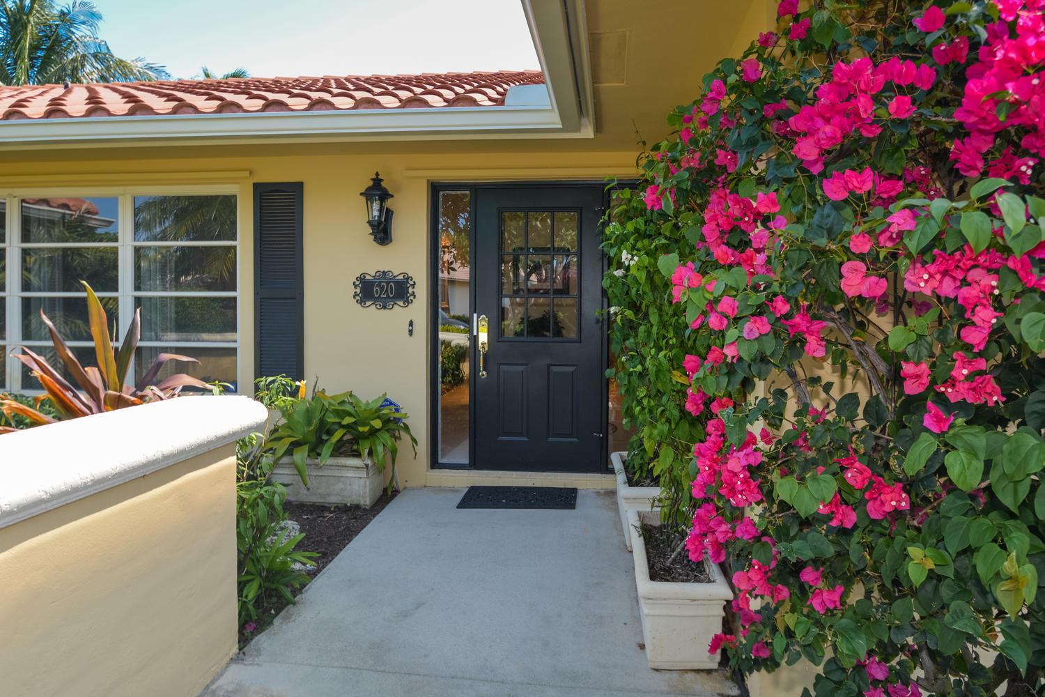 620 Southwest 16th Street Boca Raton, FL 33486 - Photo 2 of 35 620 SW 16th St Boca Raton FL-large-002-1