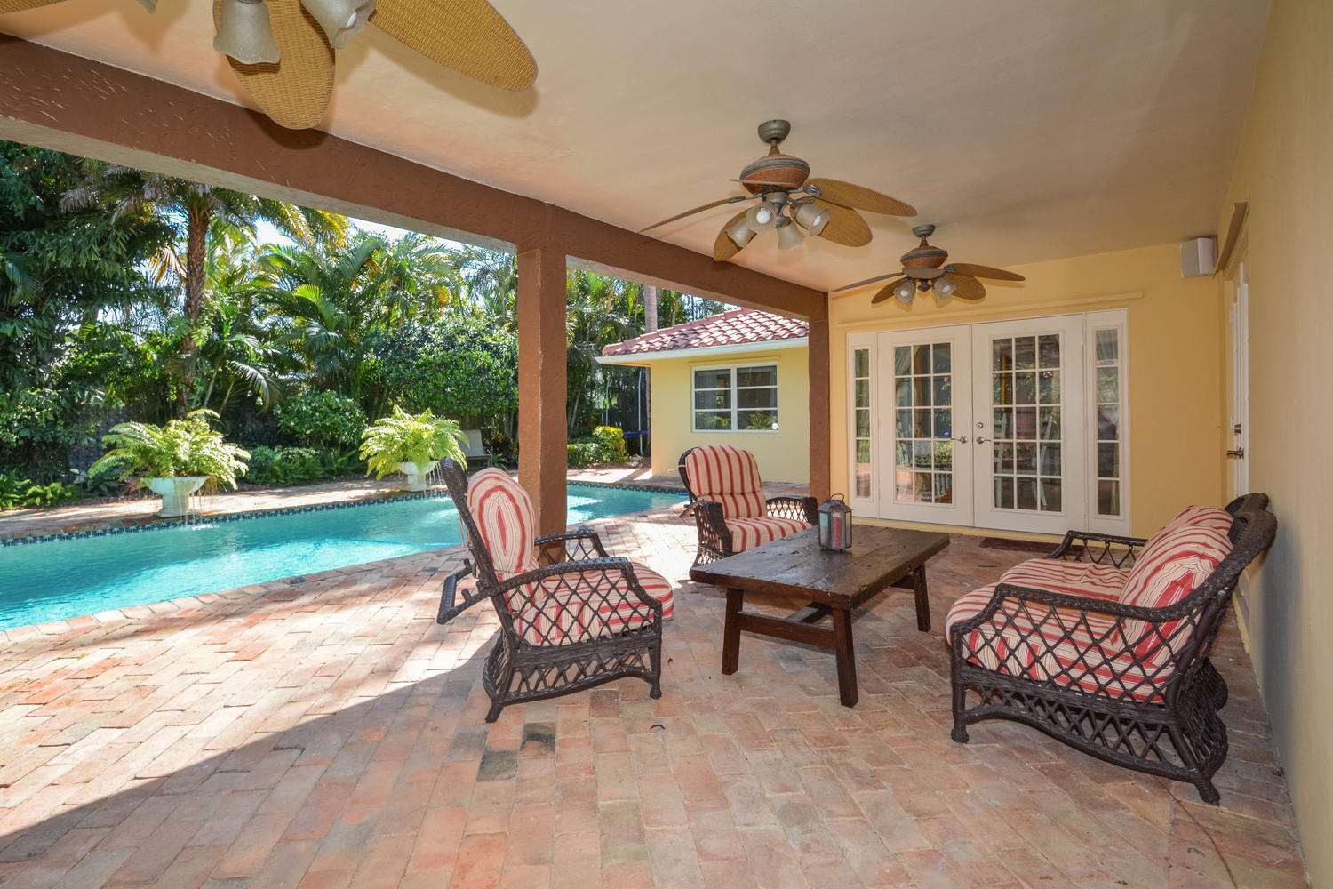 620 Southwest 16th Street Boca Raton, FL 33486 - Photo 28 of 35 620 SW 16th St Boca Raton FL-large-029-2