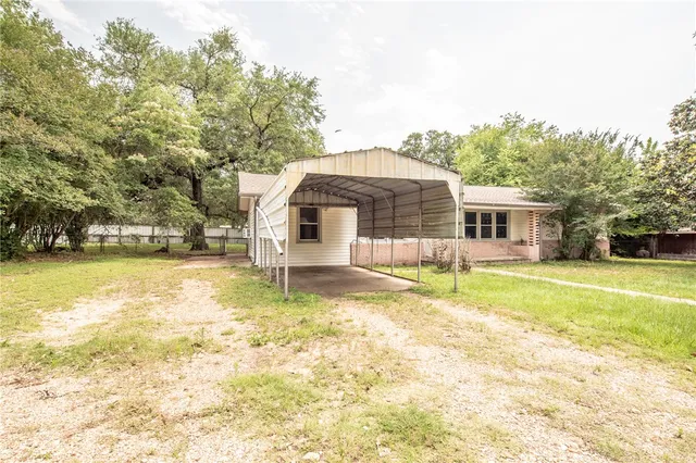 $85,000 | 530 Sierra Drive, Rockdale, TX 76567