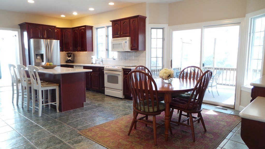 3 Falcon Ridge Drive Hopkinton, MA 01748 - Photo 10 of 30 Gallery Image 10