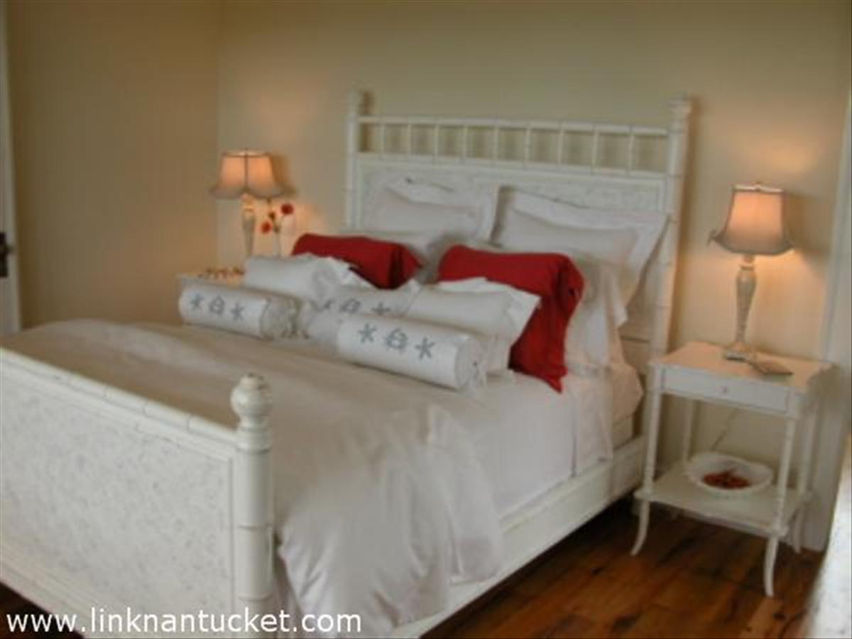 21 Gardner Road Nantucket, MA 02554 - Photo 5 of 20 Gallery Image 5