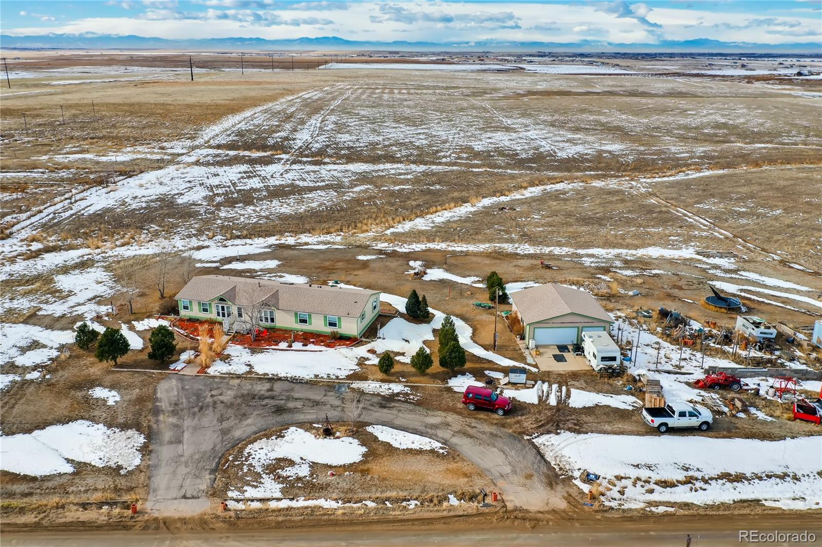 13801 Cavanaugh Road Hudson, CO 80642 - Photo 31 of 39 a view of a ocean view