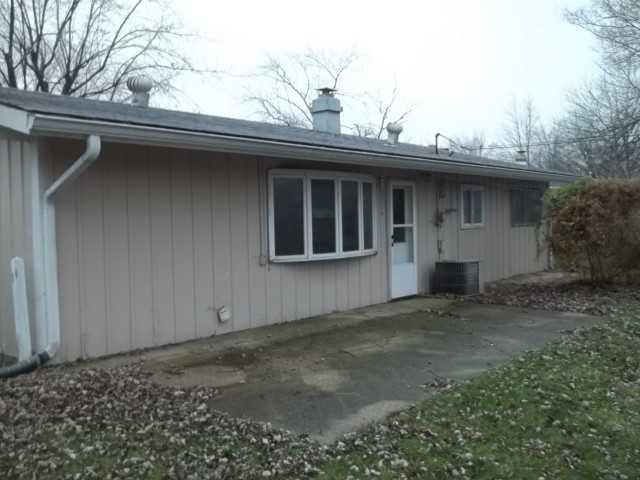 2714 Ebbie Road Indianapolis, IN 46219 - Photo 2 of 8 Gallery Image 2