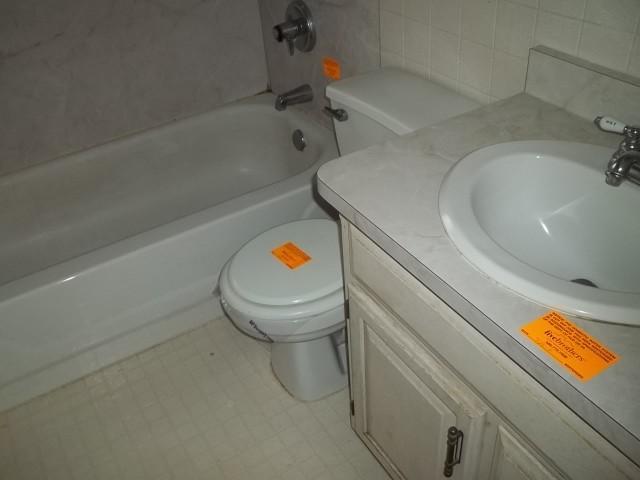 2714 Ebbie Road Indianapolis, IN 46219 - Photo 7 of 8 Gallery Image 7