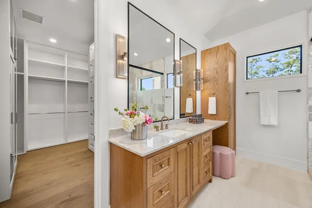 $1,749,000 | 1032 West 41st Street, Houston, TX 77018