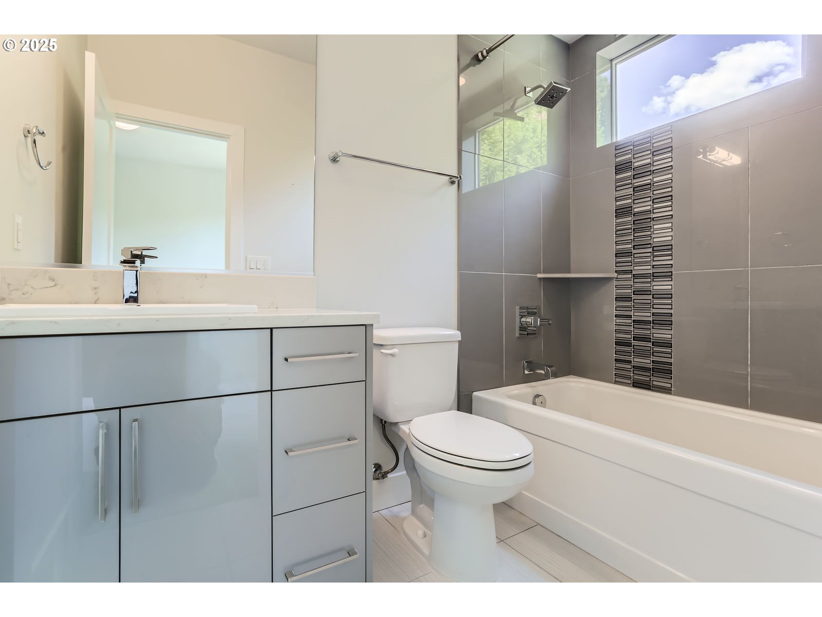1625 Southwest Montgomery Street, Unit C Portland, OR 97201 - Photo 23 of 41 a bathroom with a sink toilet and shower