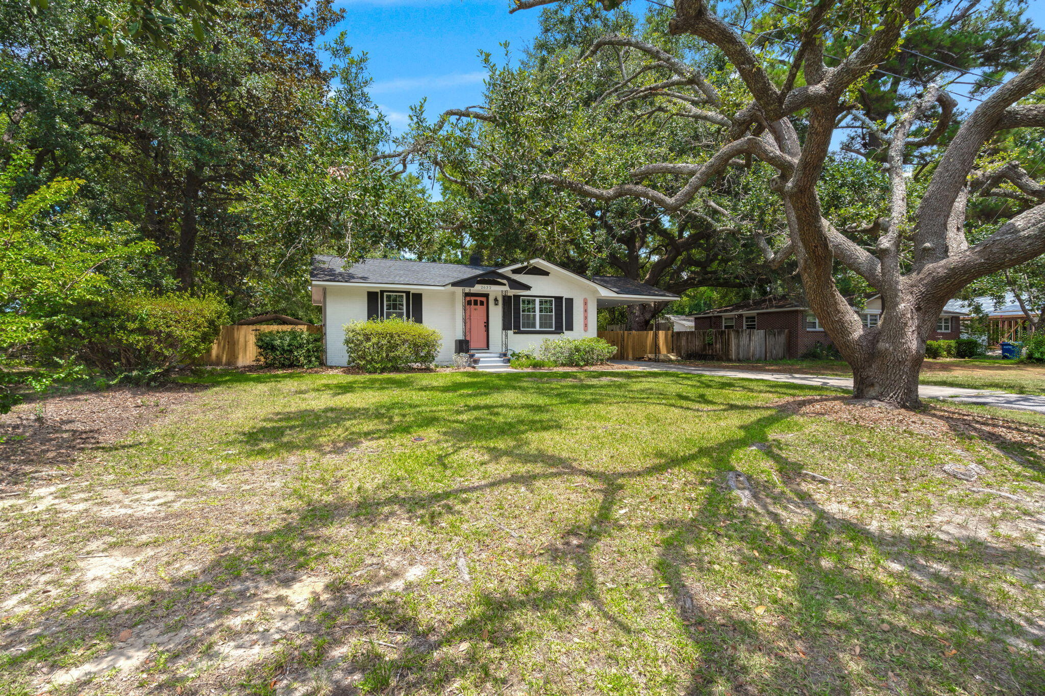 2632 Ridgewood Avenue Charleston, SC 29414 - Photo 2 of 23 2