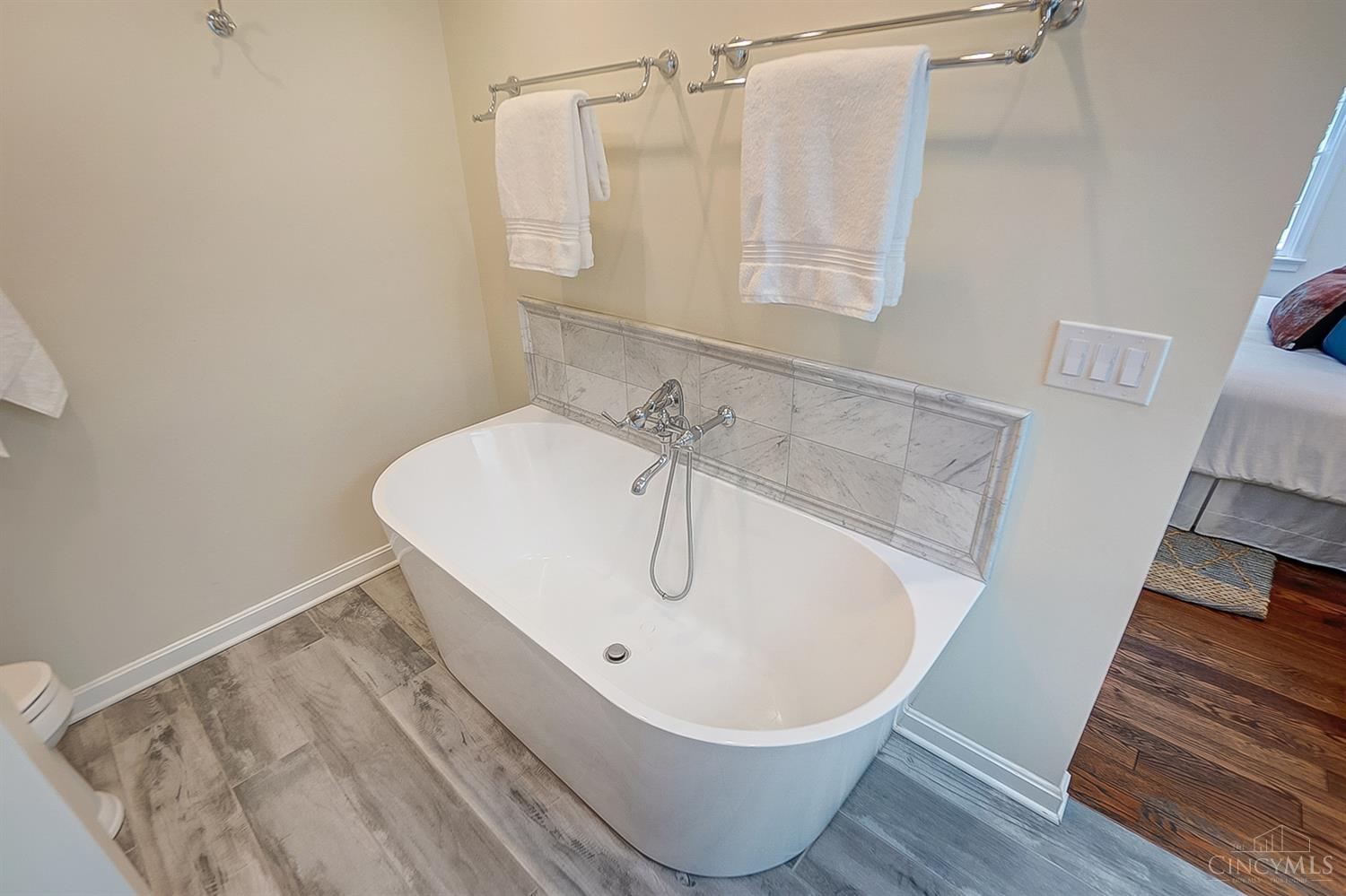5750 Given Road Cincinnati, OH 45243 - Photo 25 of 49