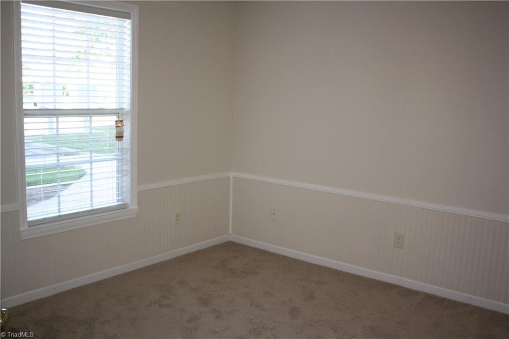 140 1A James Road High Point, NC 27265 - Photo 8 of 11 Guest Bedroom