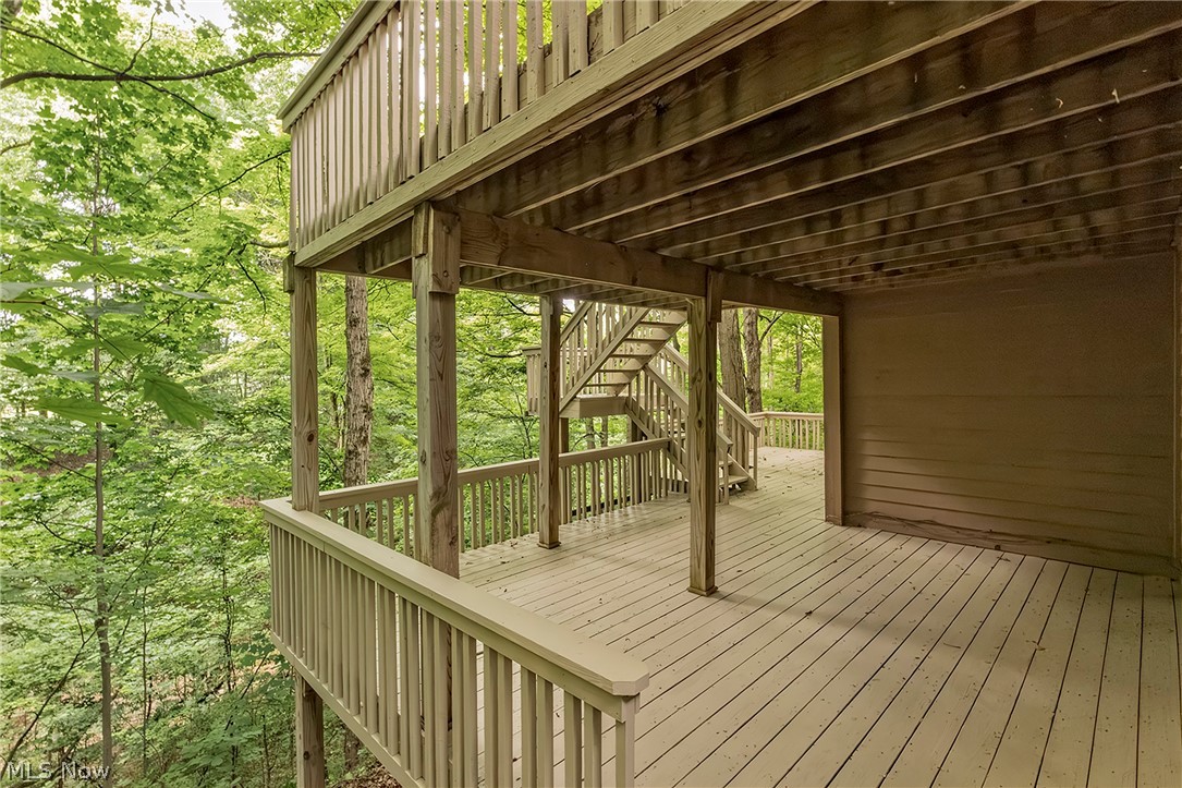 15490 Riddle Road Chagrin Falls, OH 44022 - Photo 36 of 47