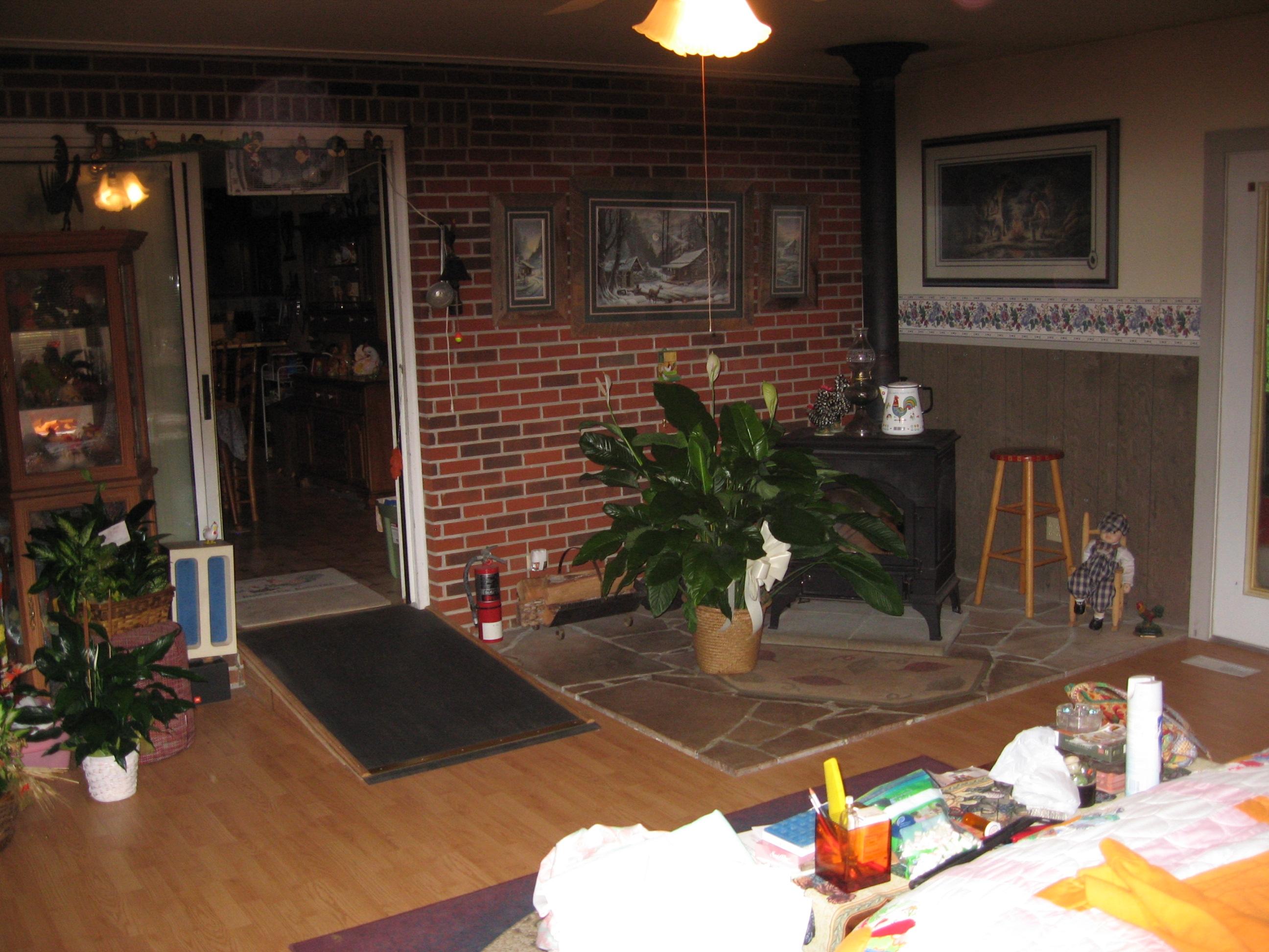561 Temple Road Walland, TN 37886 - Photo 4 of 14 004