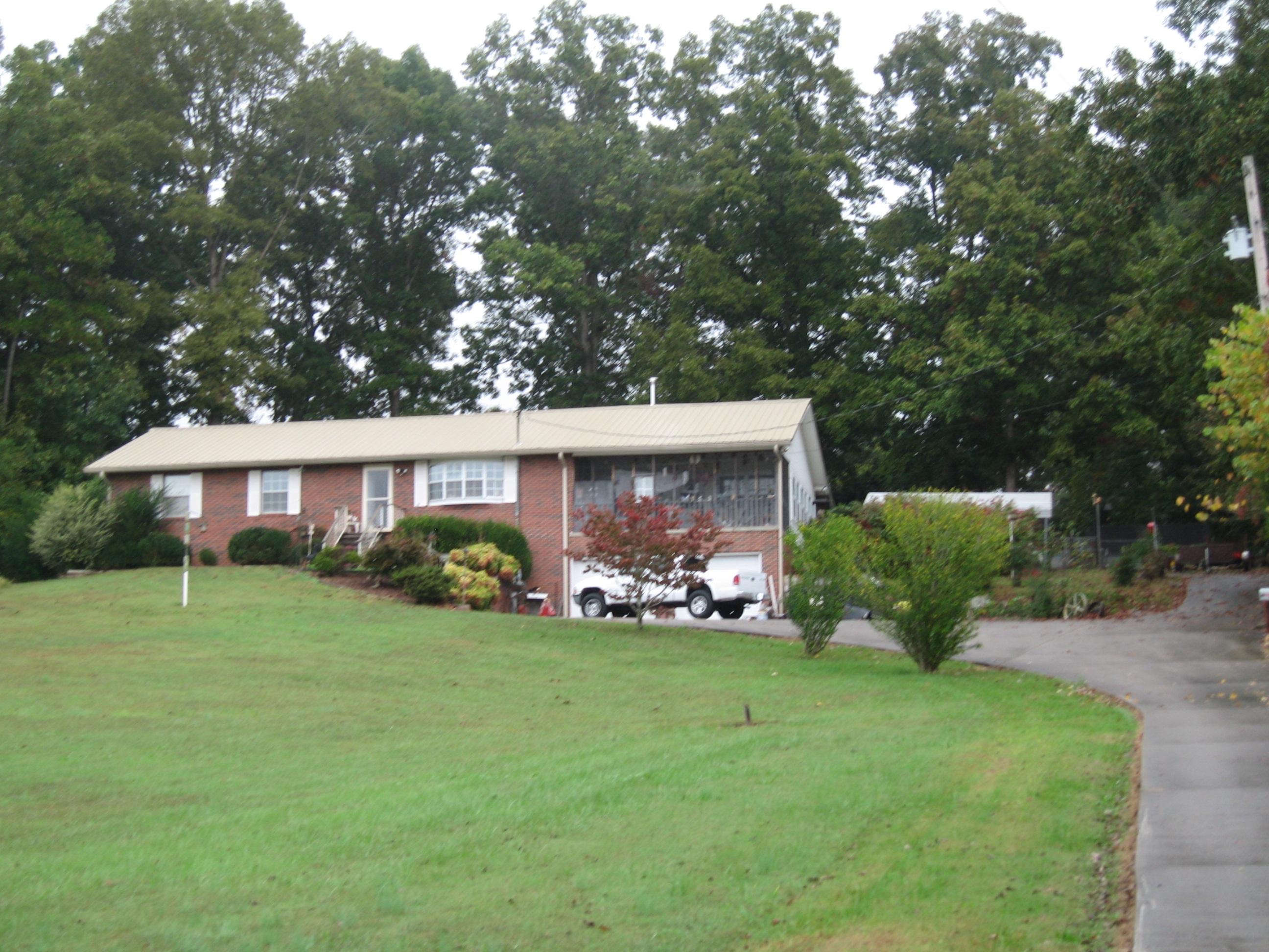 561 Temple Road Walland, TN 37886 - Photo 10 of 14 010