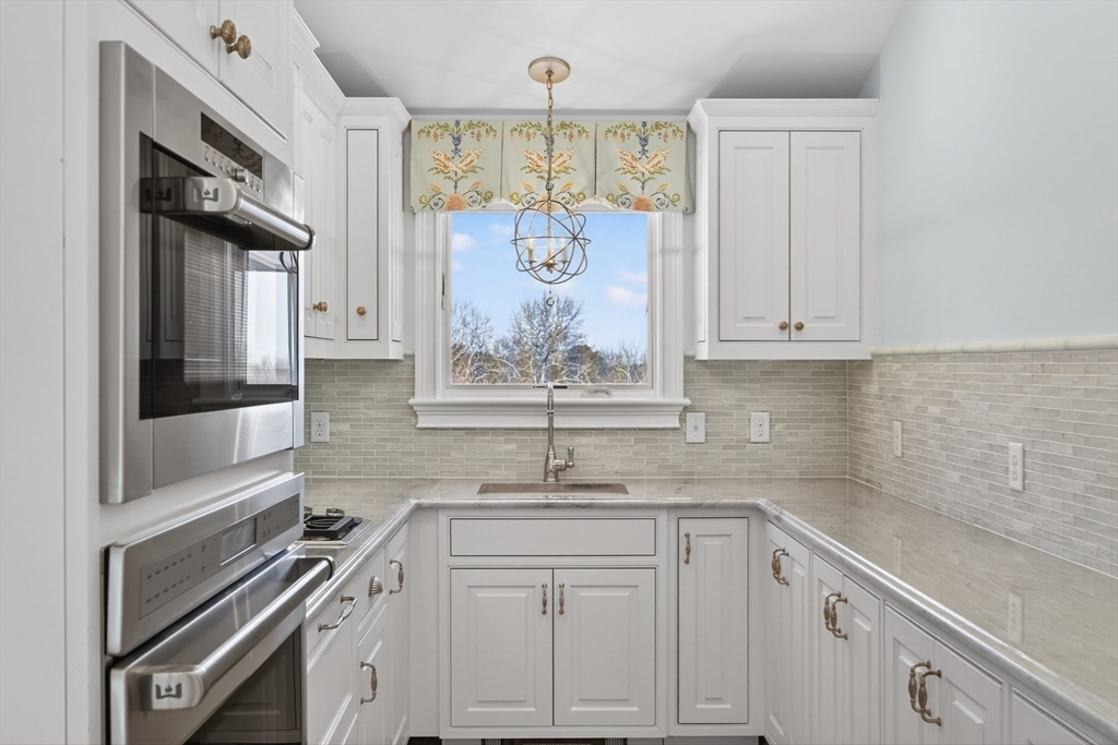 19 Cedarville Road Sandwich, MA 02537 - Photo 10 of 42