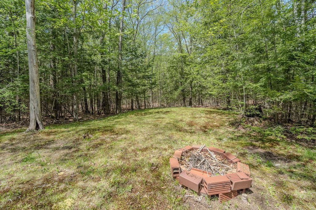 429 Bow Lake Road Northwood, NH 03261 - Photo 23 of 36