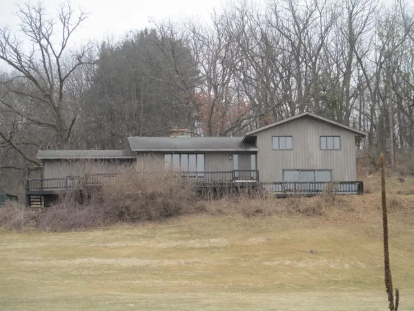 $549,900 | 29051 Dusty Lane, Sextonville, WI 53556