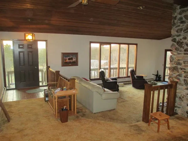 $549,900 | 29051 Dusty Lane, Sextonville, WI 53556