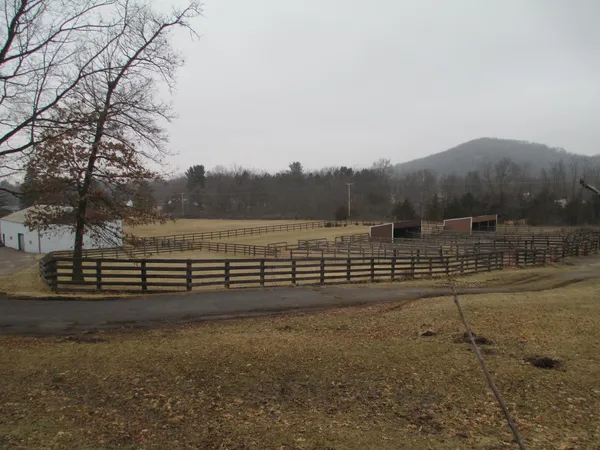 $549,900 | 29051 Dusty Lane, Sextonville, WI 53556