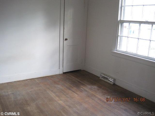 3014 Maplewood Road Henrico, VA 23228 - Photo 4 of 7 Interior Space/Layout