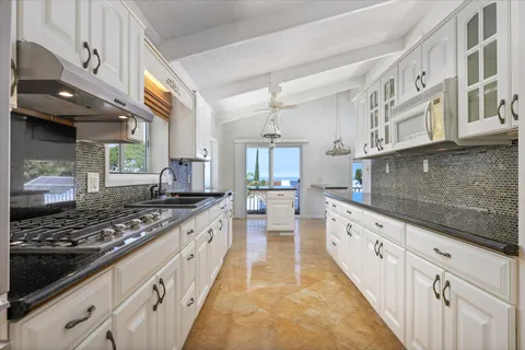 $1,250,000 | 75-329 Aloha Kona Drive, Kailua-Kona, HI 96740