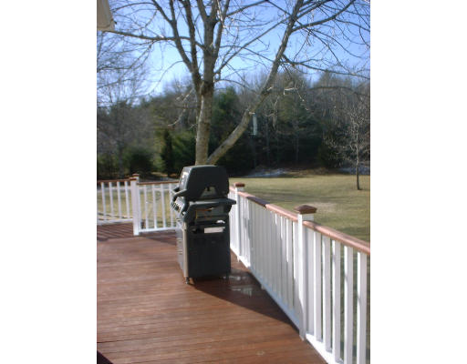 5 Churchill Road Plympton, MA 02367 - Photo 7 of 20 Gallery Image 7