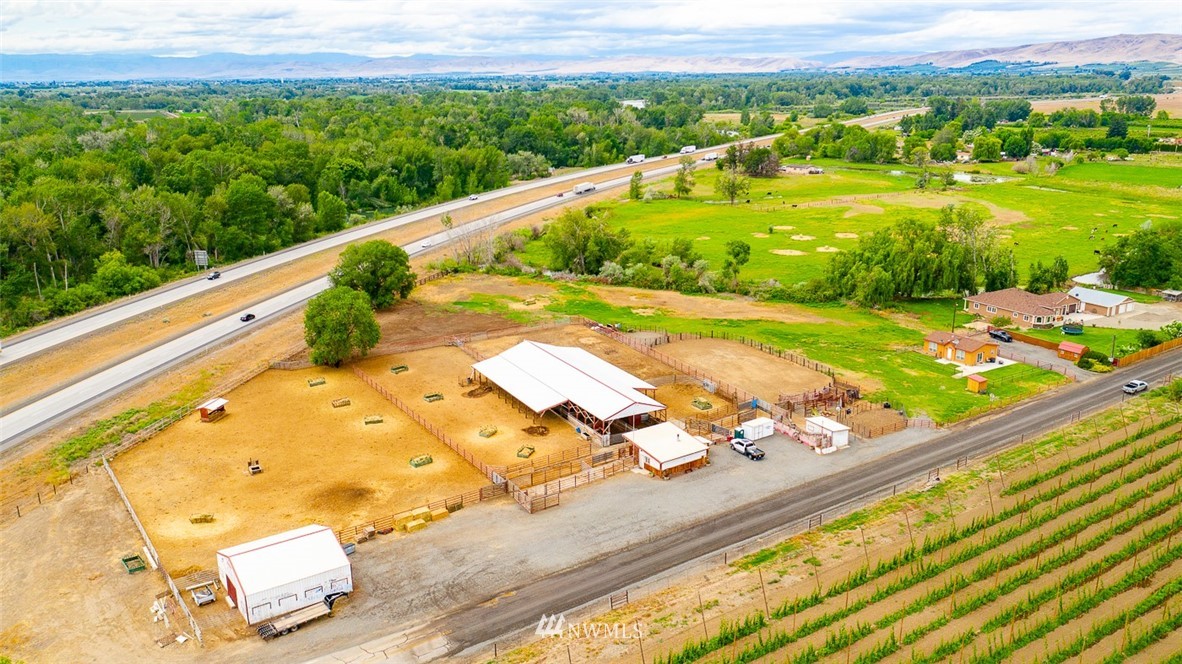 370 Palen Road Zillah, WA 98953 - Photo 1 of 21 Gallery Image 1