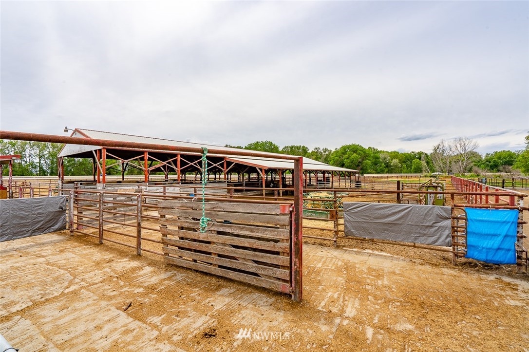 370 Palen Road Zillah, WA 98953 - Photo 20 of 21 Gallery Image 20