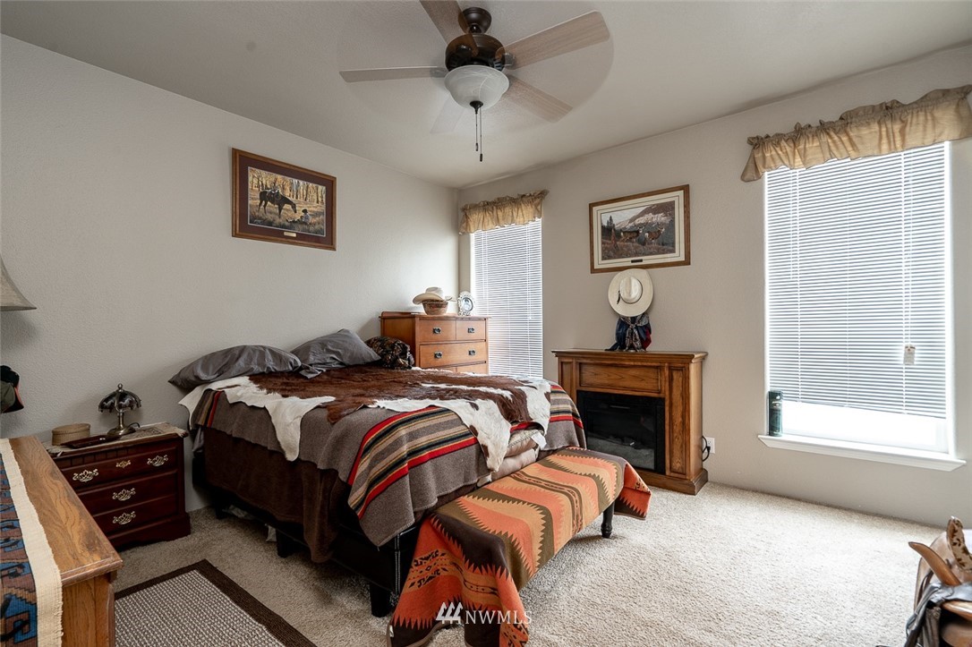 370 Palen Road Zillah, WA 98953 - Photo 8 of 21 Gallery Image 8