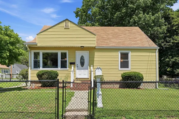 $319,900 | 85 Brook Street, Holyoke, MA 01040
