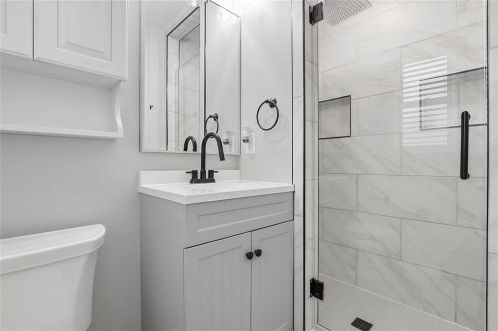 1013 El Rancho Drive Pittsburgh, PA 15220 - Photo 22 of 36