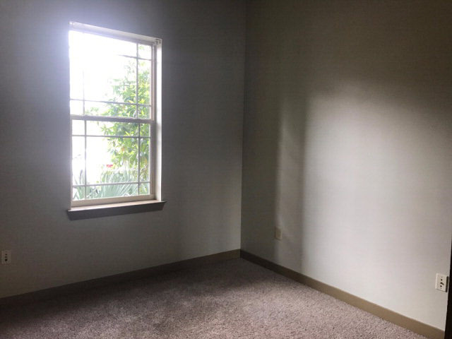 1430 Regency Road, Unit B101 Gulf Shores, AL 36542 - Photo 7 of 11 2nd bedroom