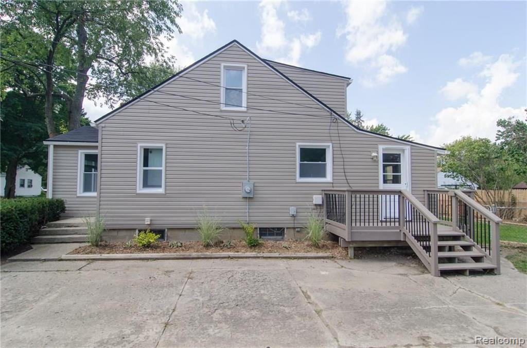 3550 Woodcrest Road Rochester Hills, MI 48309 - Photo 13 of 51