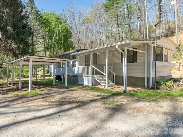 $265,000 | 40 Morning Dove Lane, Flat Rock, NC 28731