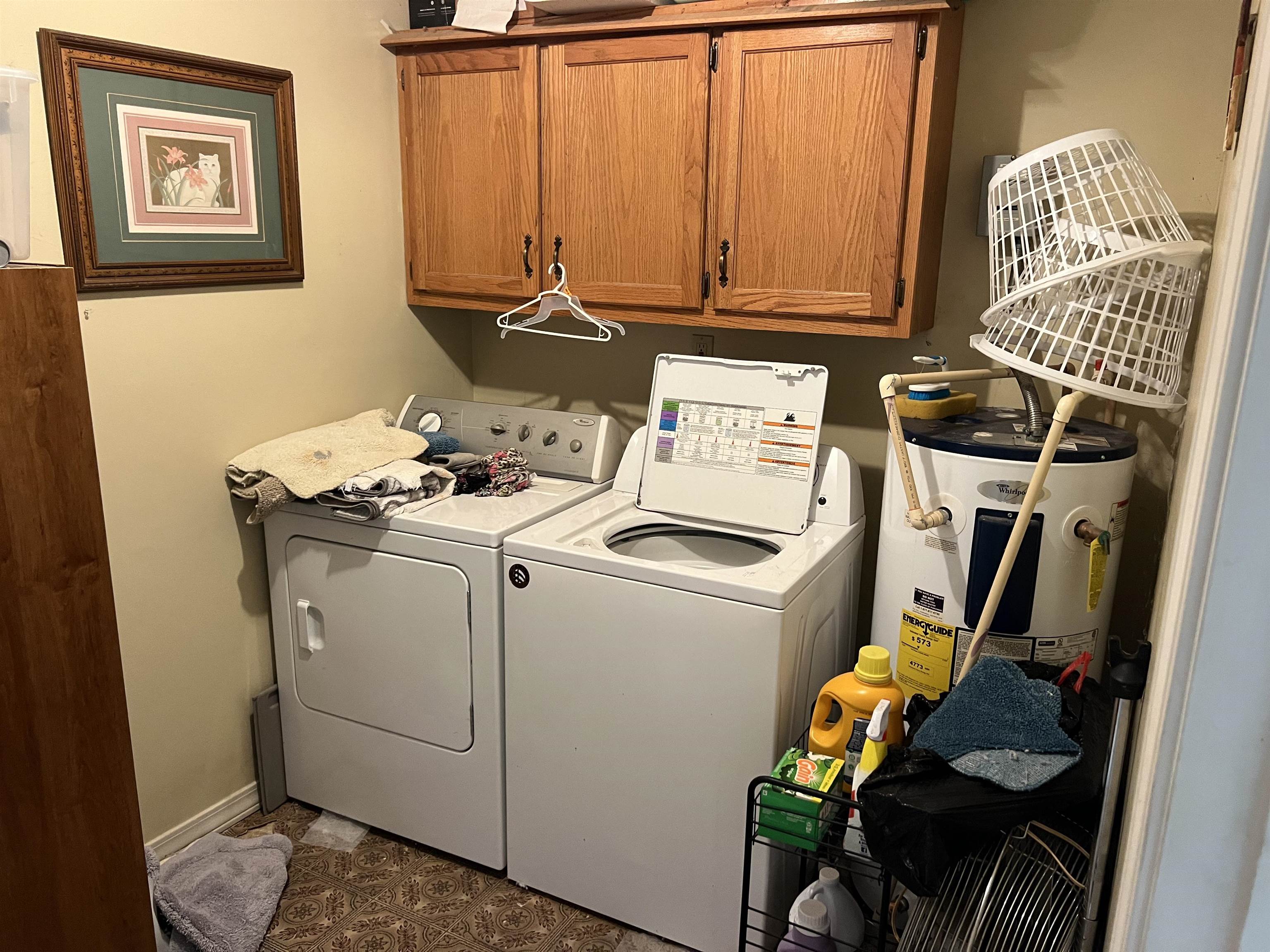 180-150 Burks Road Savannah, TN 38372 - Photo 7 of 11 a utility room with dryer and washer