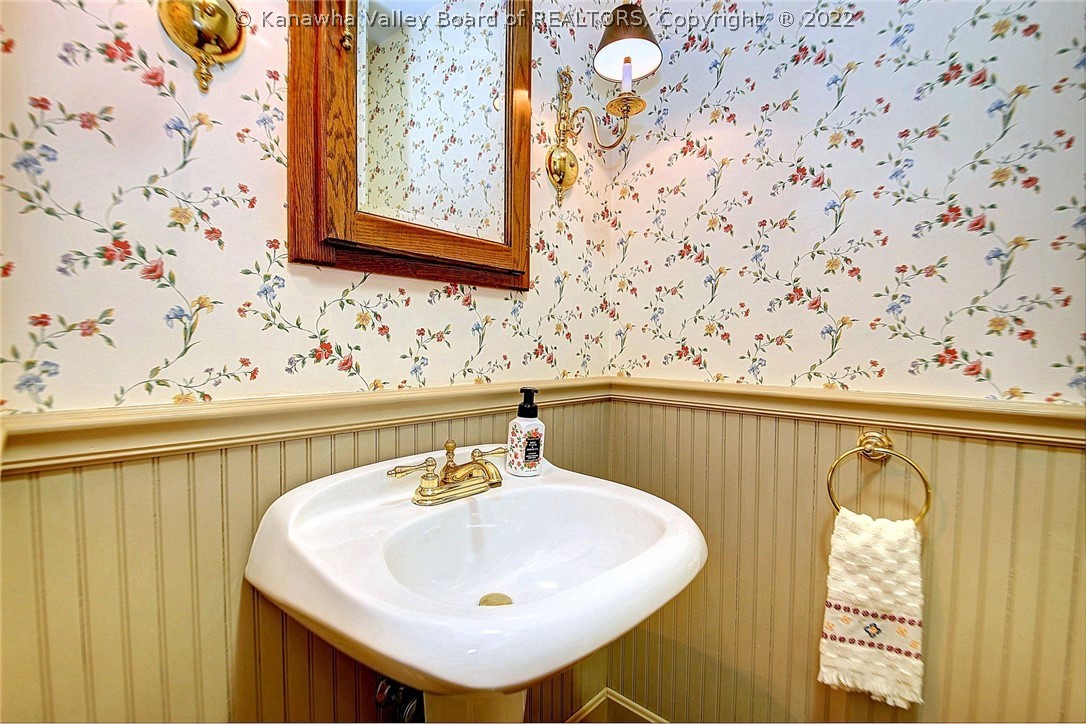 6 Hunter Point Road Charleston, WV 25314 - Photo 10 of 50 Gallery Image 10