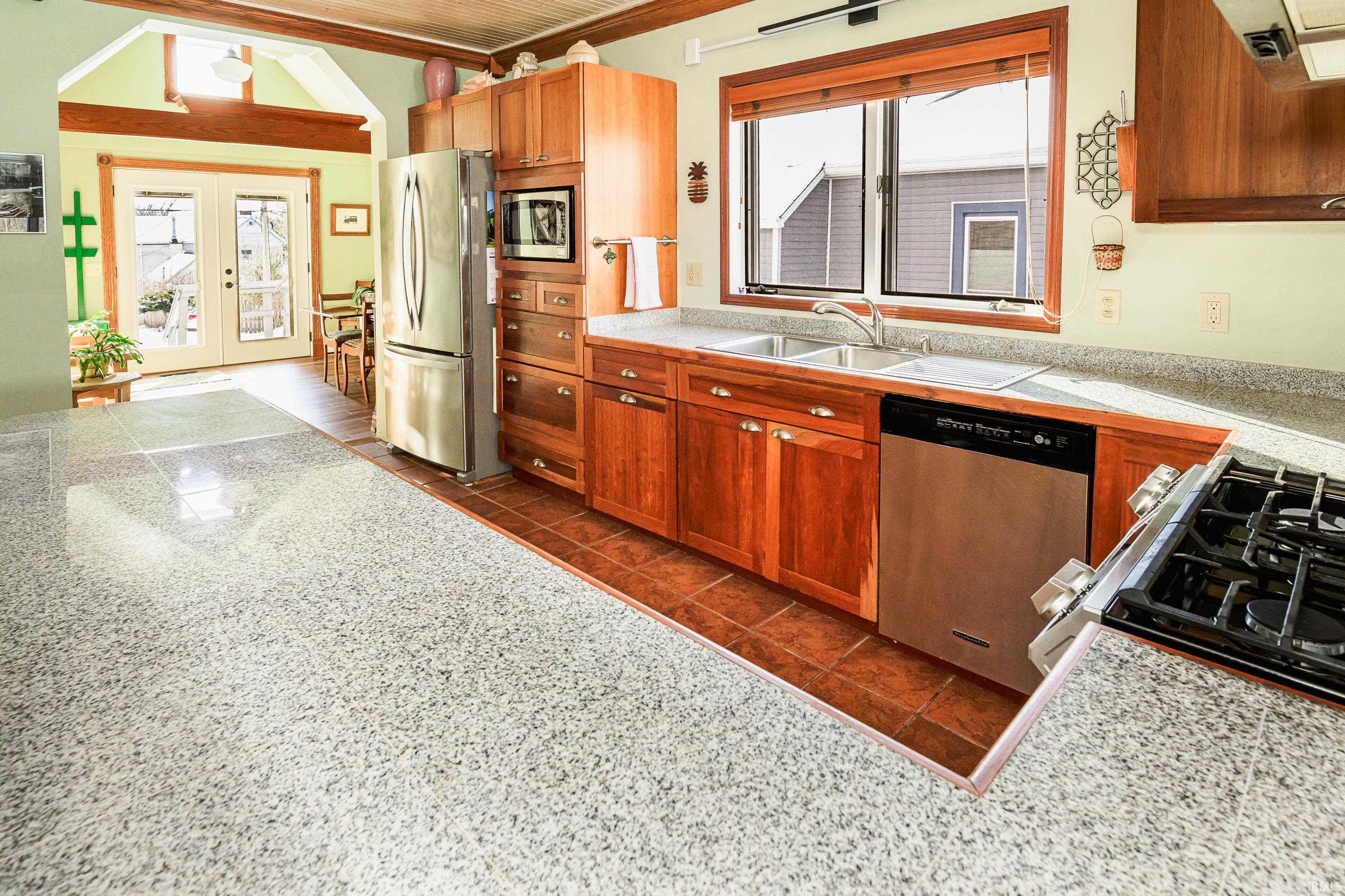 817 West 8th Street Bloomington, IN 47404 - Photo 14 of 36