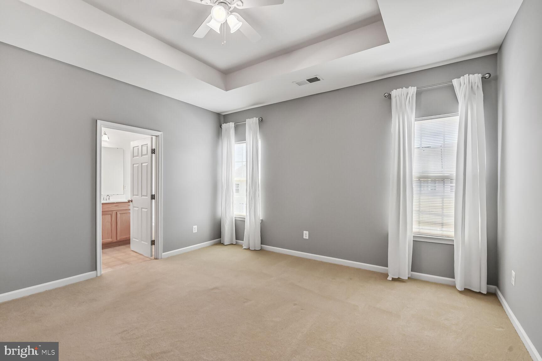 42952 Miltec Terrace Chantilly, VA 20152 - Photo 19 of 30 a view of an empty room with a window