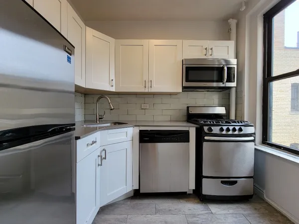 $2,895 | 25-21 31st Avenue, Unit D55 | Astoria