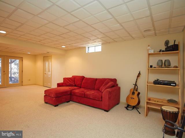 4082 Braxton Road Chantilly, VA 20151 - Photo 24 of 29 Basement