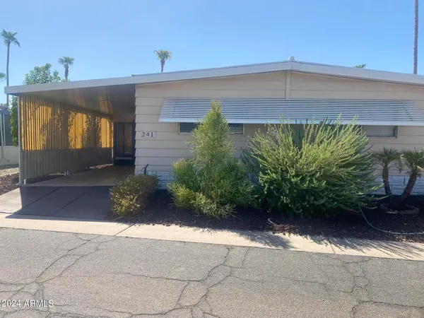 $1,250 | 120 North Val Vista Drive, Unit LOT 241, Mesa, AZ 85213
