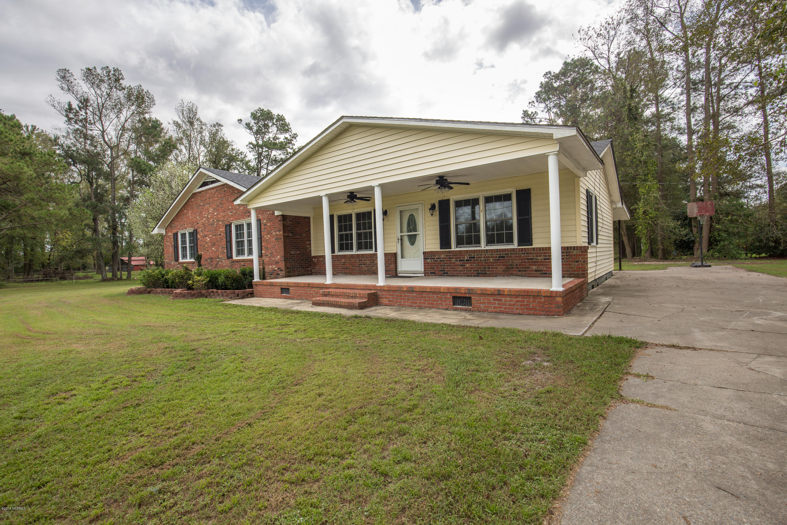 216 Baker Road Pink Hill, NC 28572 - Photo 5 of 50 untitled-9220