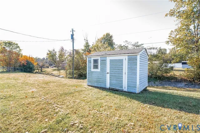 a view of a house with a outdoor space