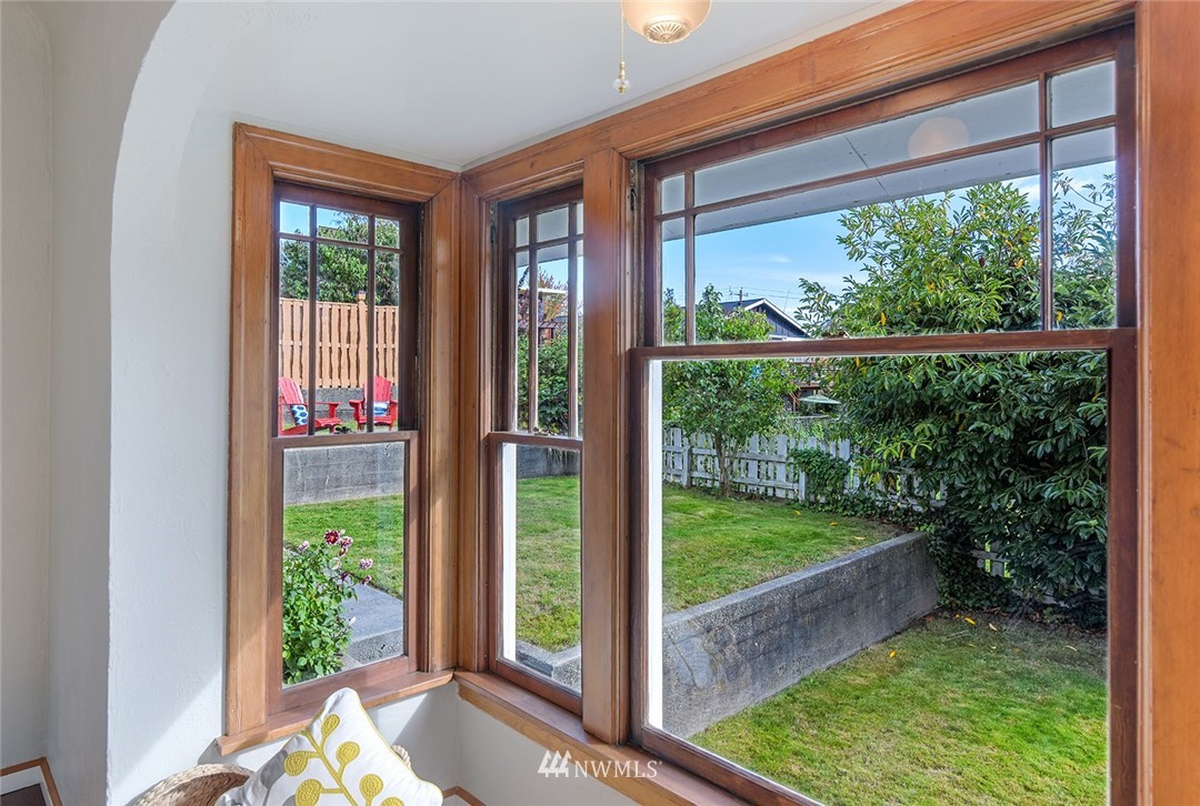 1316 Perry Avenue Bremerton, WA 98310 - Photo 11 of 25 Gallery Image 11