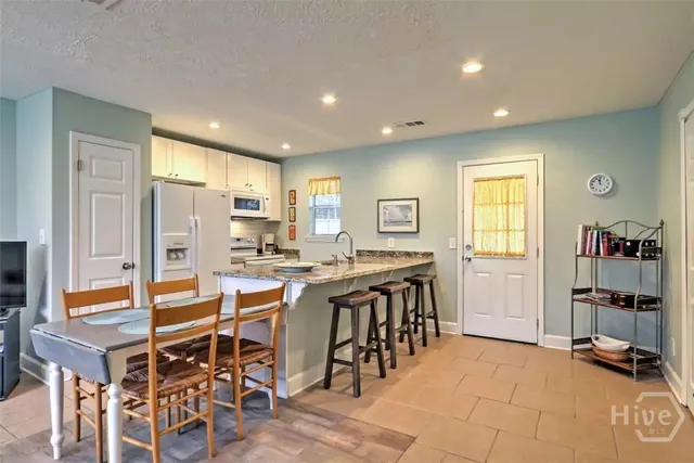 $2,200 | 130 Ropemaker Lane, Savannah, GA 31410