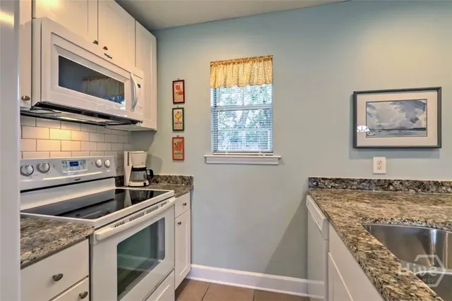 $2,200 | 130 Ropemaker Lane, Savannah, GA 31410