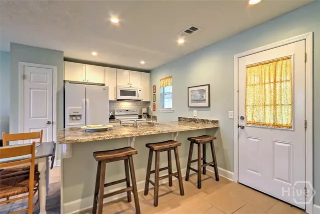 $2,200 | 130 Ropemaker Lane, Savannah, GA 31410