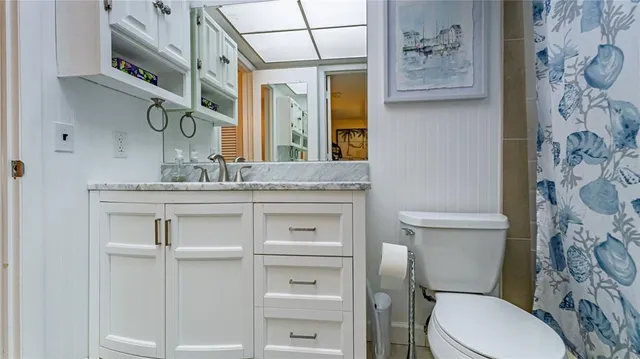 $1,800 | 5020 Brittany Drive South, Unit 125, St. Petersburg, FL 33715