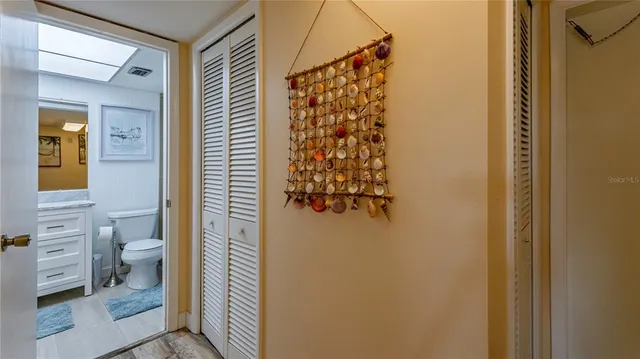 $1,800 | 5020 Brittany Drive South, Unit 125, St. Petersburg, FL 33715